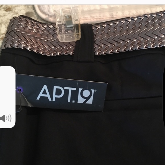 NWT Women’s Capris - Picture 15 of 16